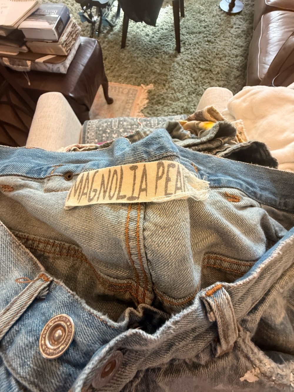 Magnolia Pearl Distressed Light Blue Denim Jeans - Picture 3 of 3